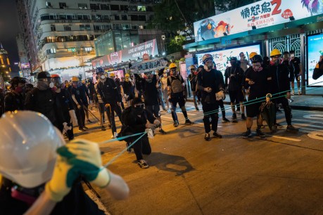 No respite in clashes between Hong Kong police and protesters