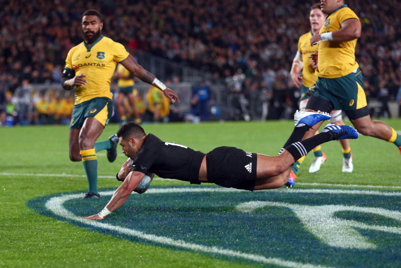 Richie Mo'unga scores New Zealand's first try in the Eden Park test. 