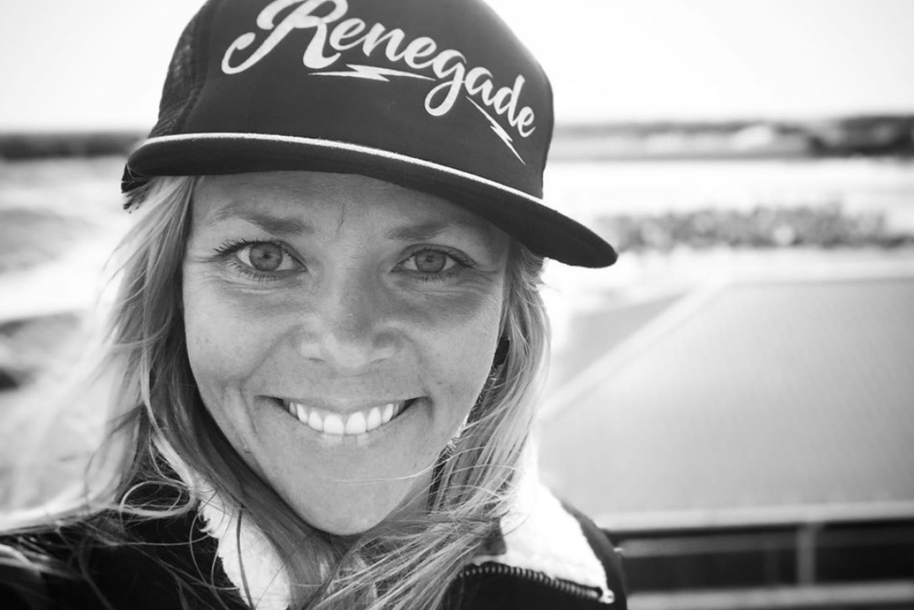 Beloved race car driver Jessi Combs has died trying to break a speed record. 