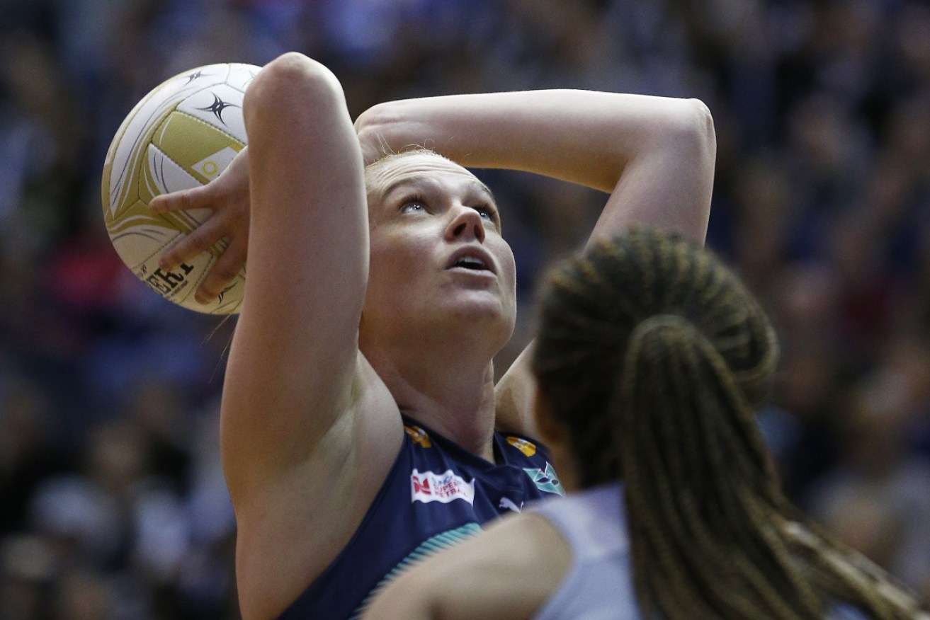 Cait Thwaites shoots to help the Vixens to victory. Photo: Getty 