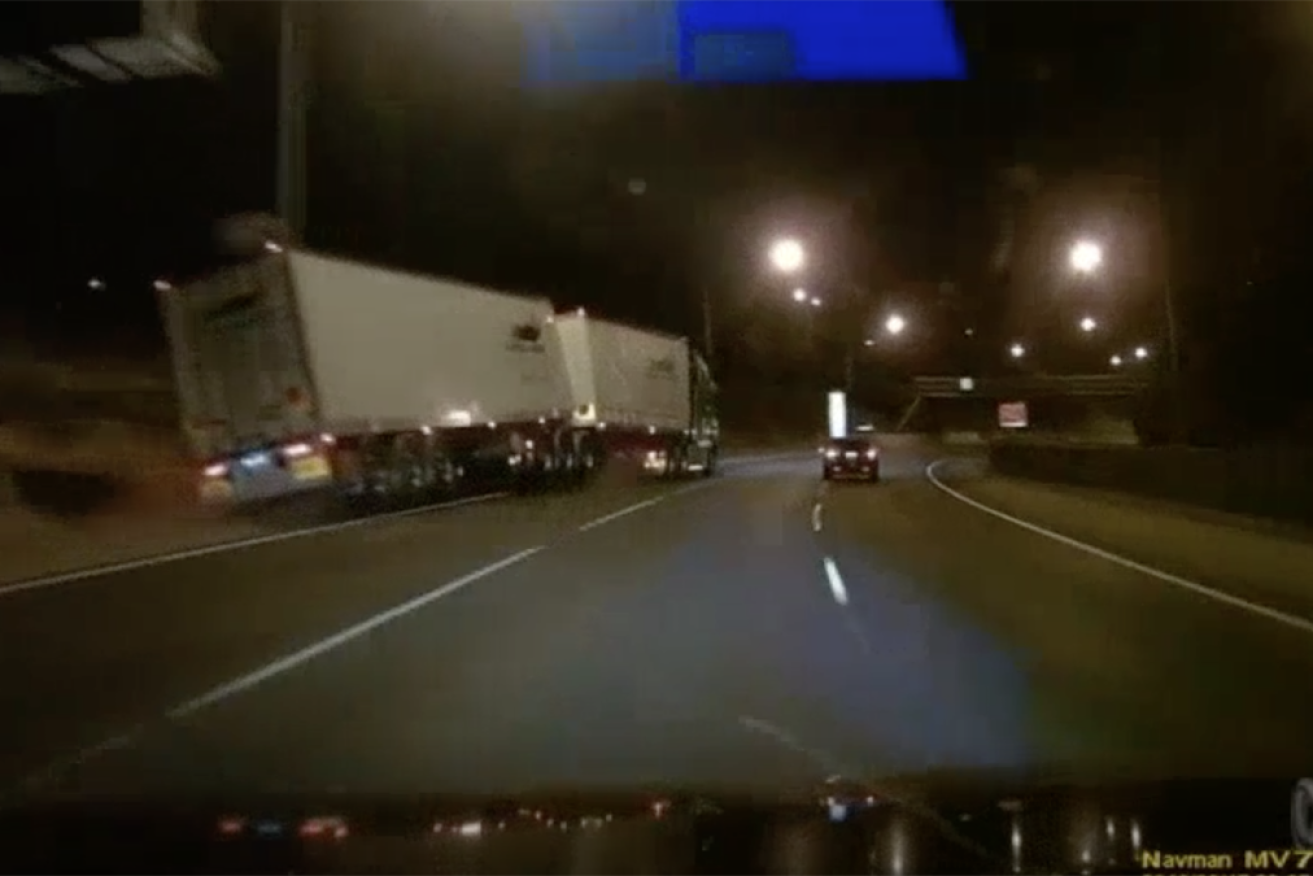 A trcuk driver has made a "brilliant" recovery after his trailers began swaying madly on a South Australian freeway.
