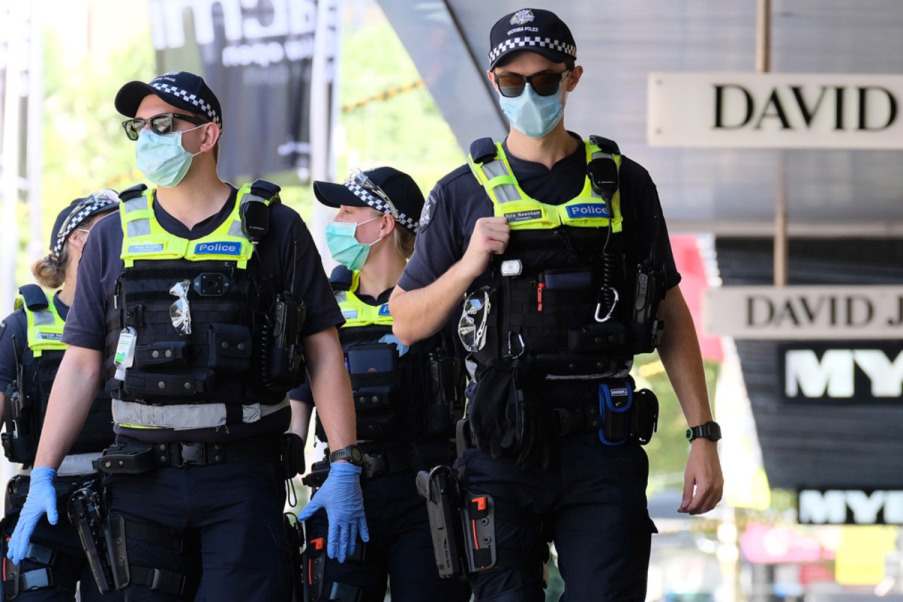 VicPol continues to stop Melburnians on the street and inspect their papers. Meanwhile, Sydneysiders can fly south and go anywhere they like.