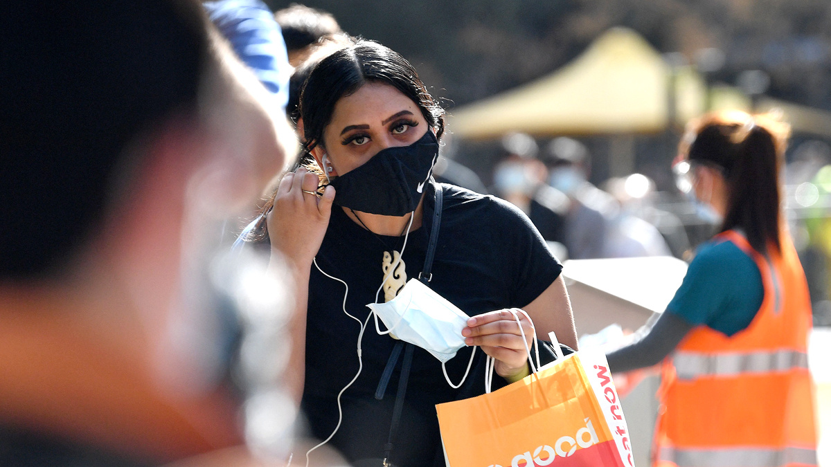 NSW backflips Mandatory masks, density limits amid record virus spike