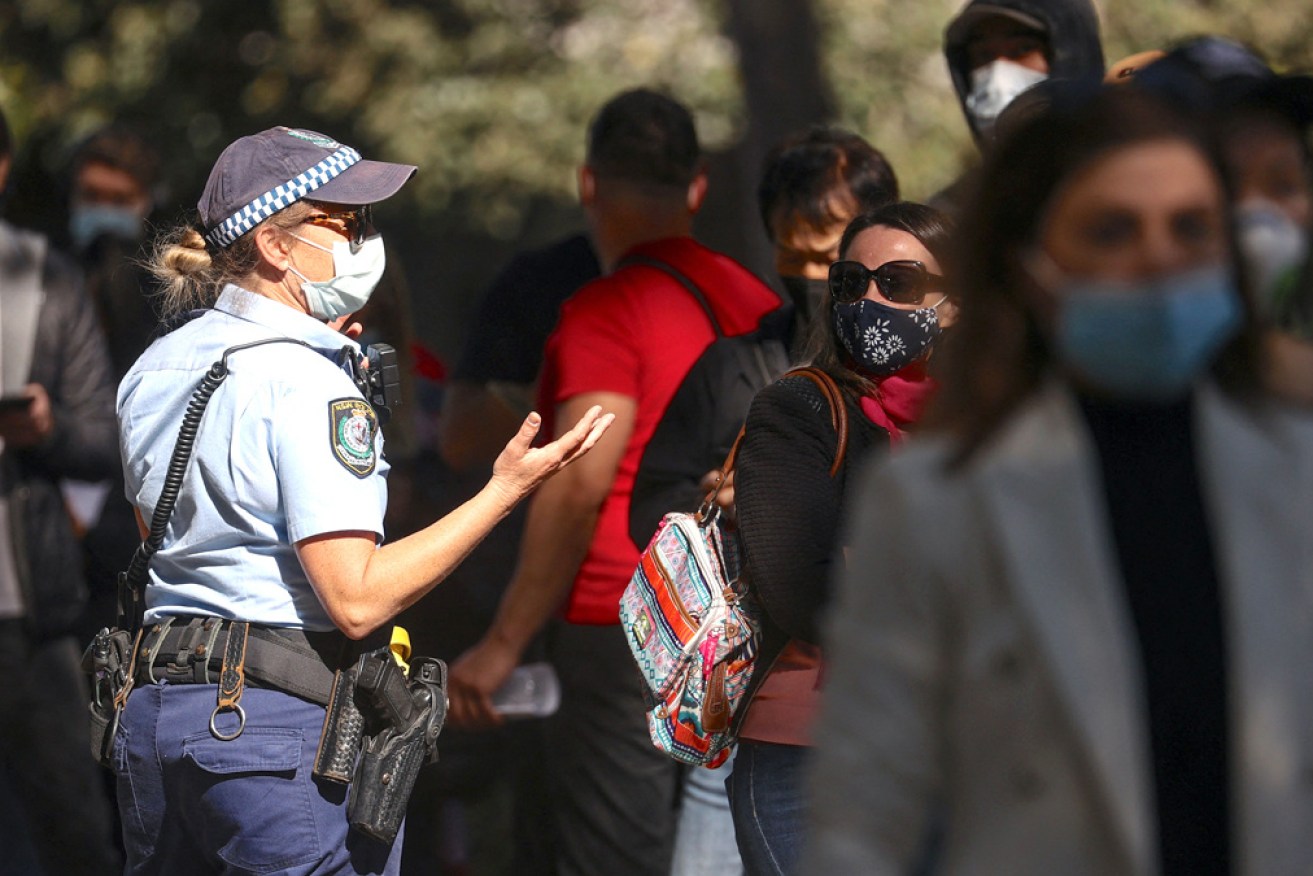 Federal Health Minister Mark Butler says Australians must make their own choices about masks.