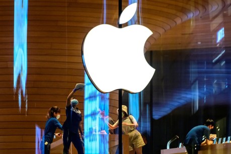 Apple sales slump amid big AI spend