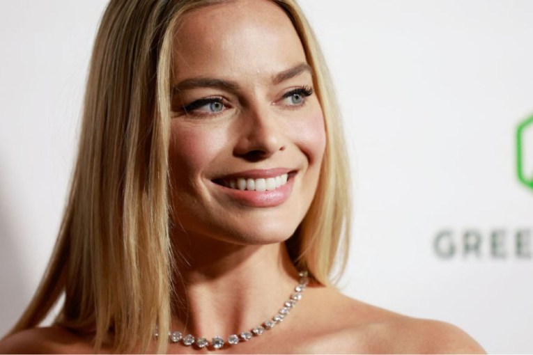 Margot Robbie To Produce Film Based On Monopoly