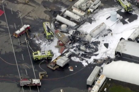 Five dead in vintage plane crash in US