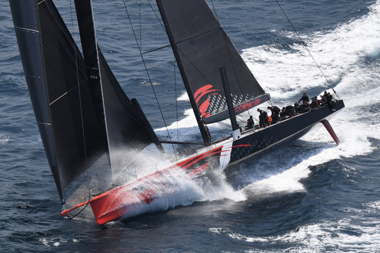 The 2021 Sydney to Hobart is set to go ahead as planned with almost 1000 sailors tested for COVID. 