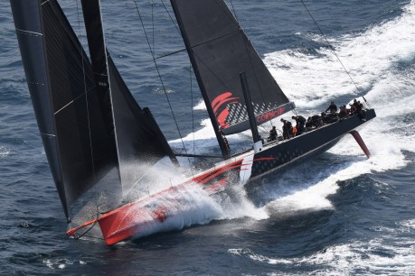Sydney to Hobart ready to proceed after crew tests