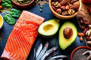 Four foods to improve cholesterol and heart health