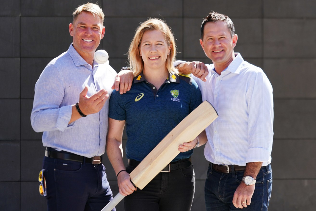 Cricket greats Shane Warne, Alex Blackwell and Ricky Ponting are recruiting more legends to play in a bushfire fundraising match. 