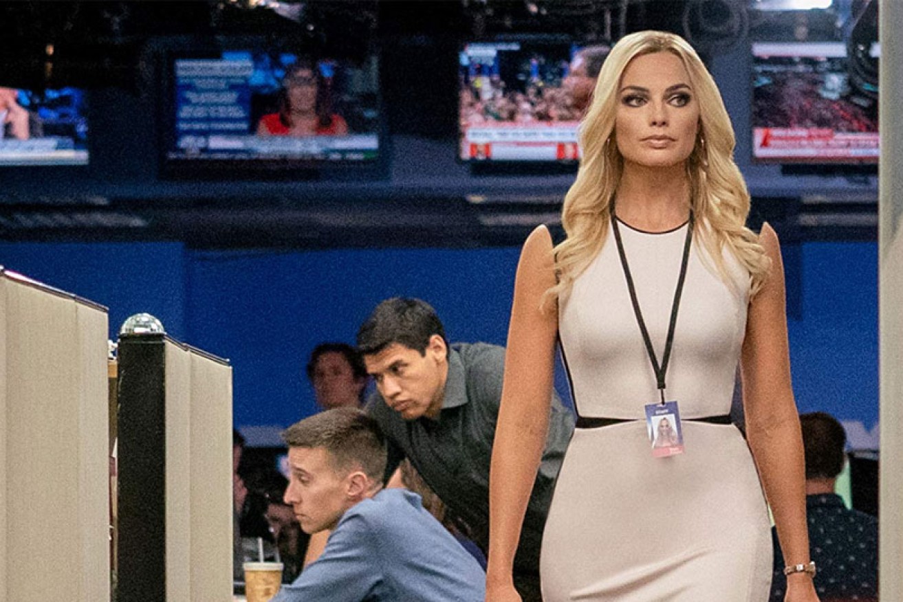 Margot Robbie walks into trouble in <i>Bombshell</i>, which should be better than it is.