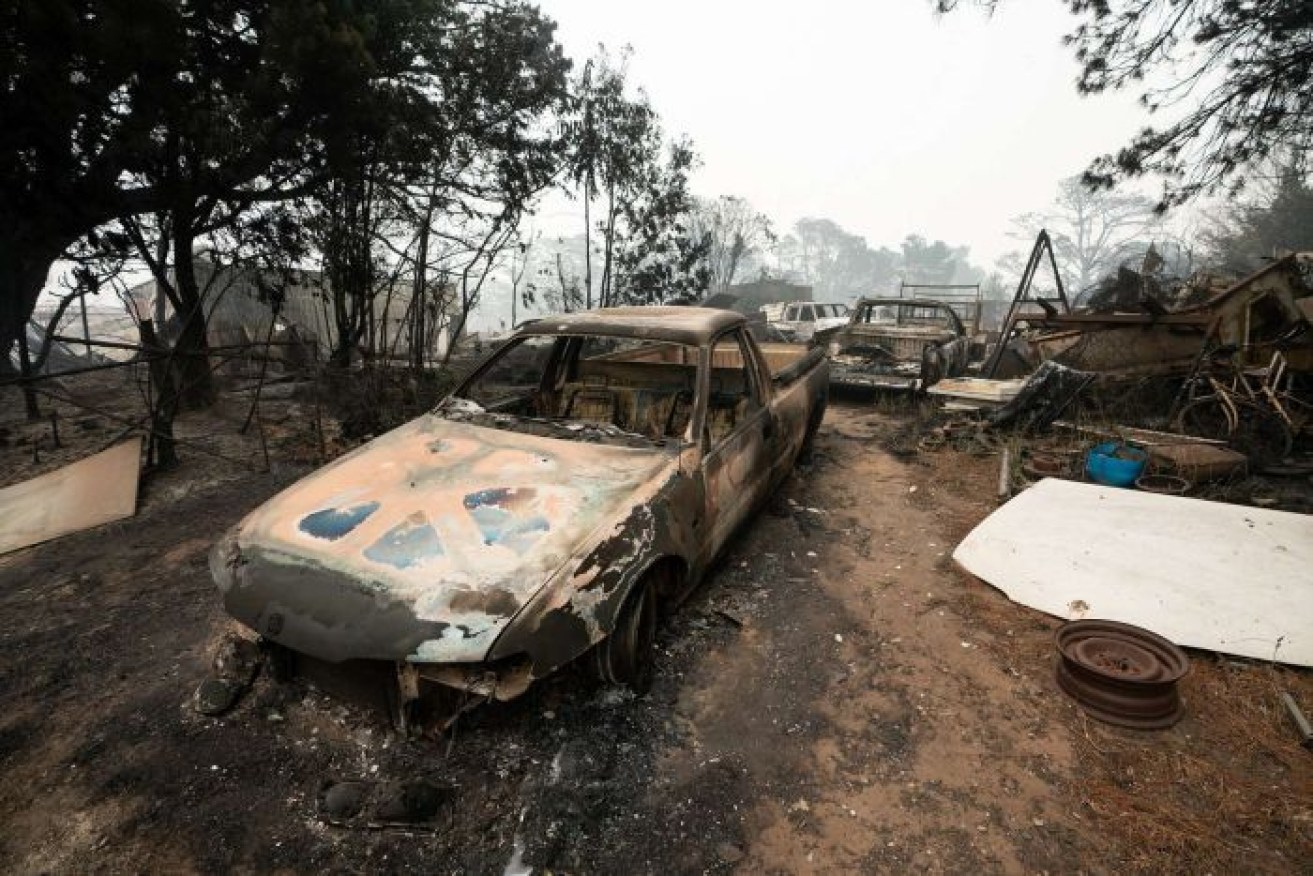 The Shoalhaven fire destroyed hundreds of houses and hundreds more buildings.