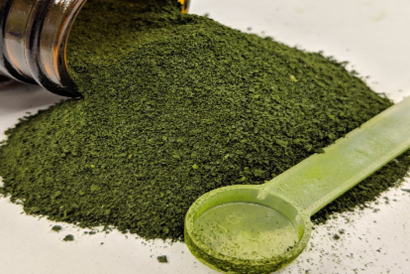 Chlamydomonas reinhardtii tastes like matcha green tea powder and can be drunk in a smoothie.  