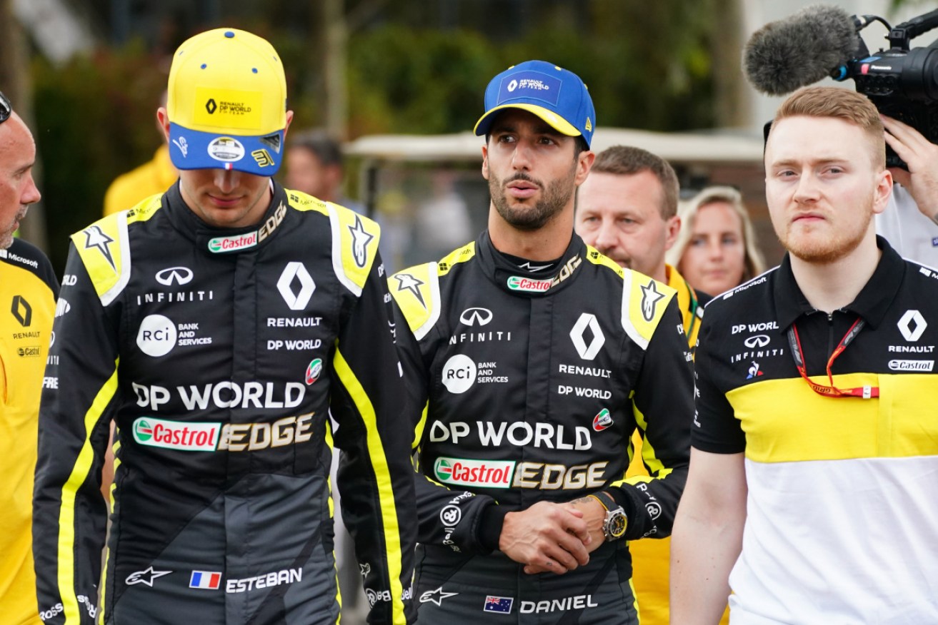 Daniel Ricciardo (centre) accompanies his Renault Sport F1 after Wednesday's livery launch.