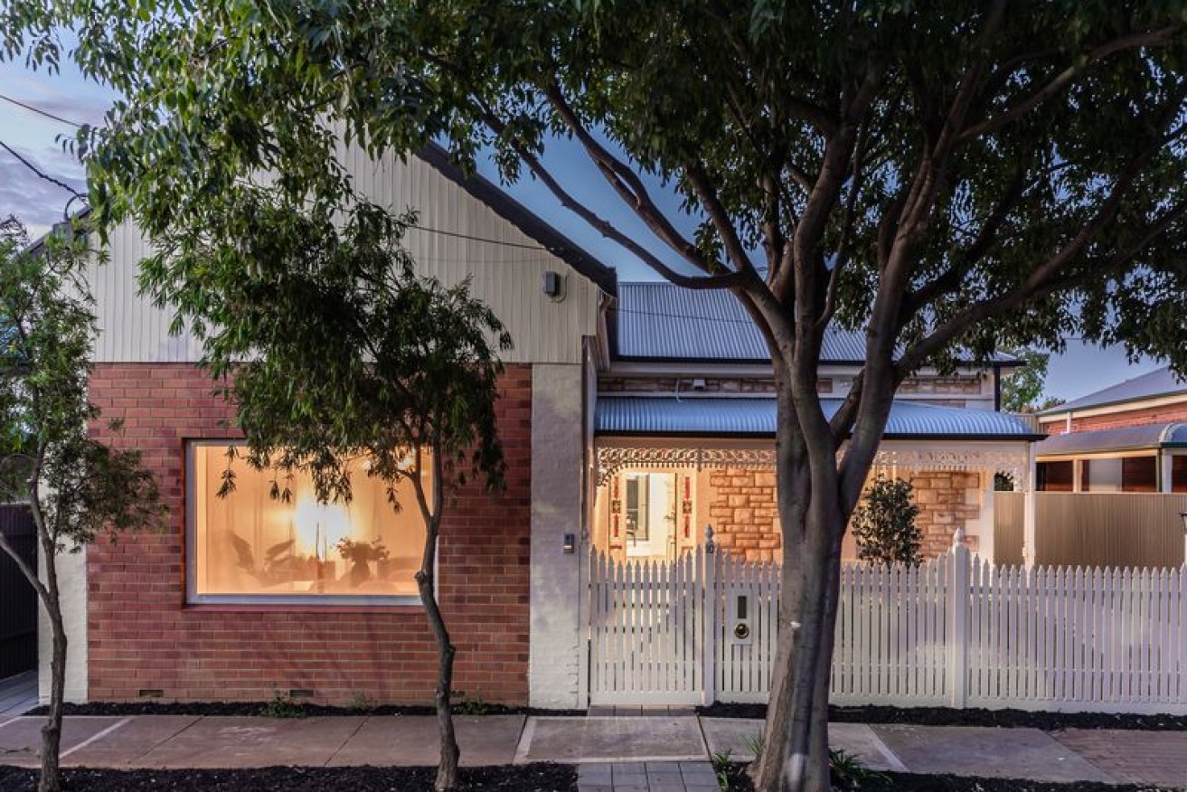 This home in Thebarton, Adelaide was originally built in 1910. 