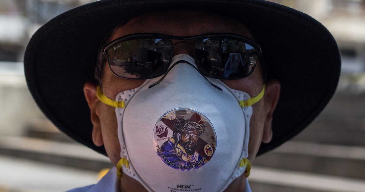 FBI eyes Aussie broker in virus mask scam