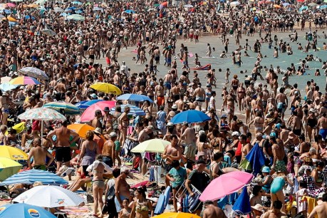 European Union unveils guidelines to save tourism sector with summer holidays