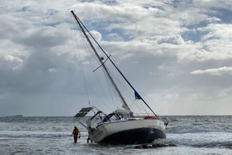 Friends watched from tracking app in US as sailor&#8217;s yacht ran aground off Sunshine Coast