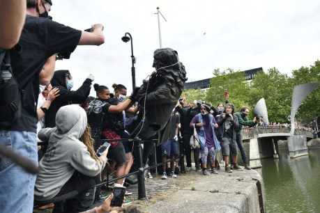UK protesters topple slave trader statue in Black Lives Matter protest