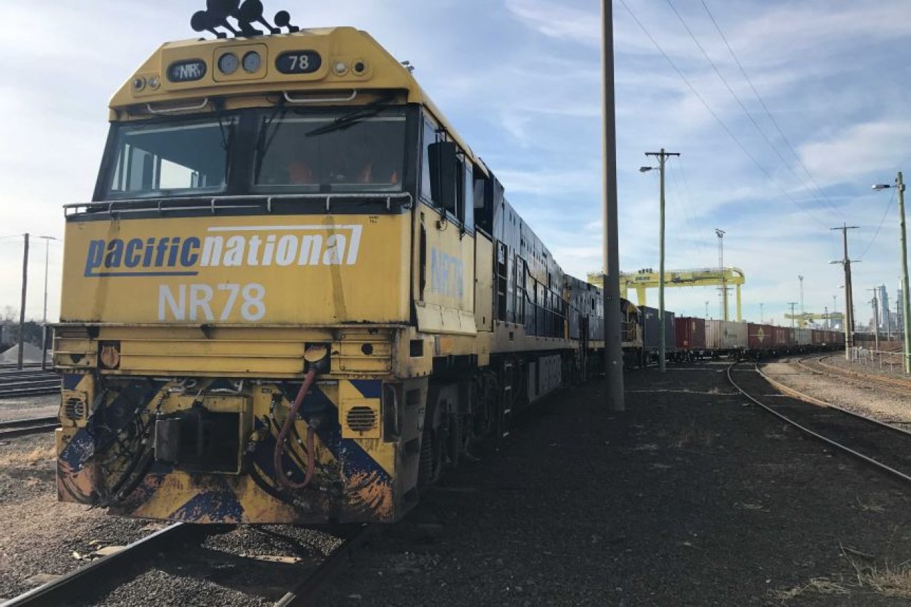 Inland rail from Melbourne to Brisbane will be given priority status by the government. 