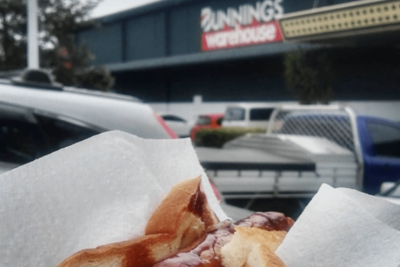 It's back! The Bunnings sausage sizzle is making a return. (Victoria not included).