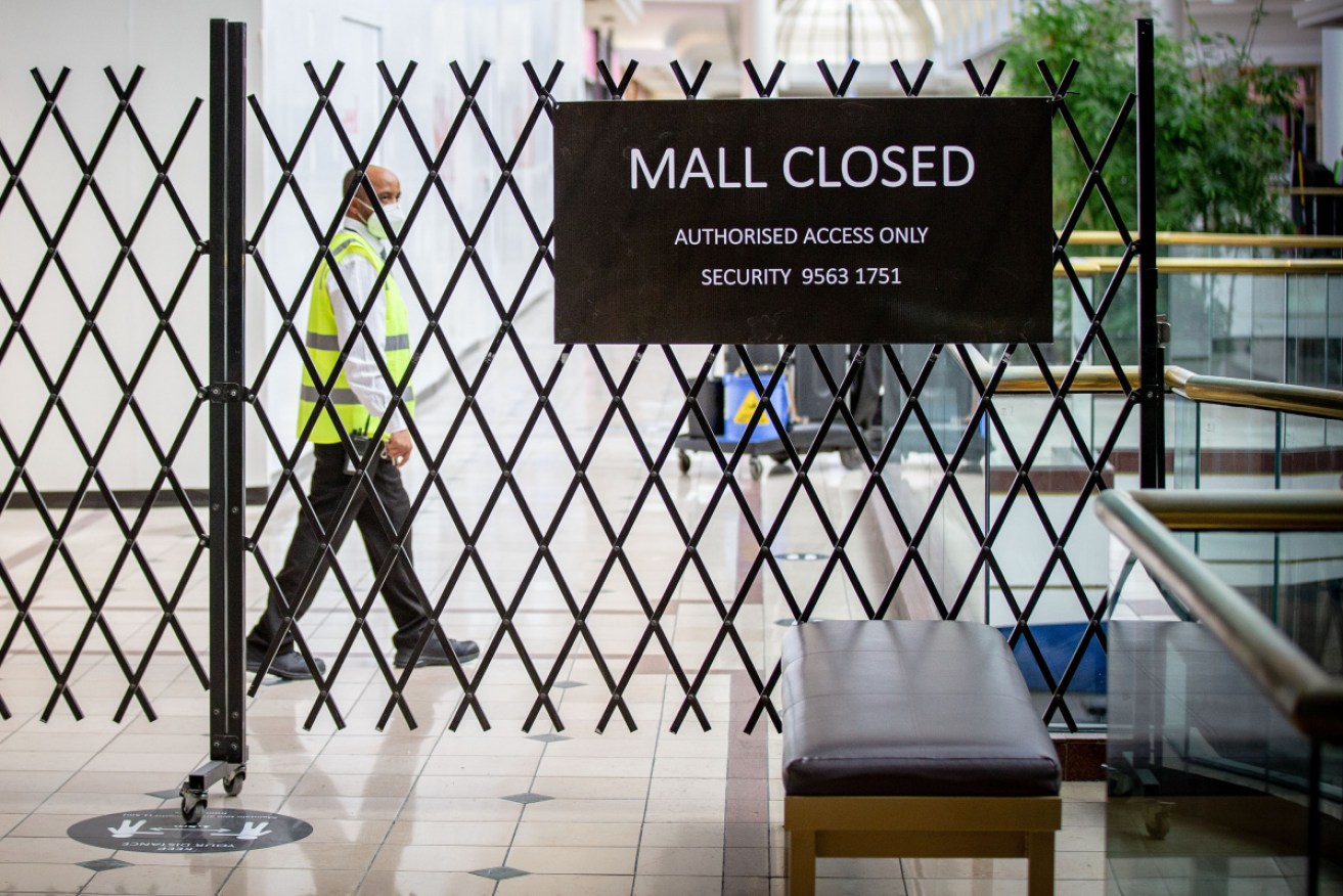 A COVID outbreak has been linked to Chadstone shopping centre. 