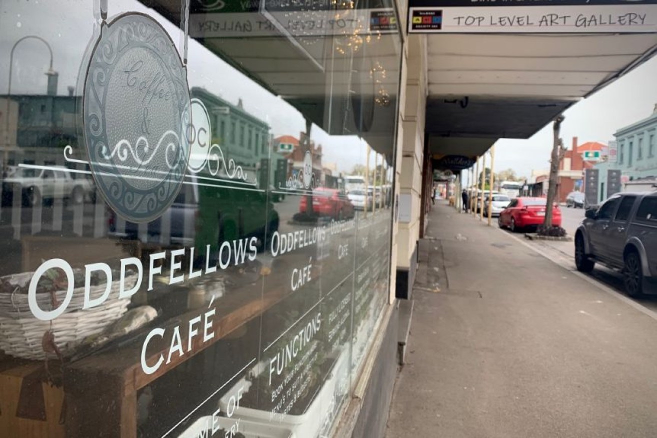 A Kilmore cafe worker who came into contact with the Melbourne traveller was later diagnosed with coronavirus.