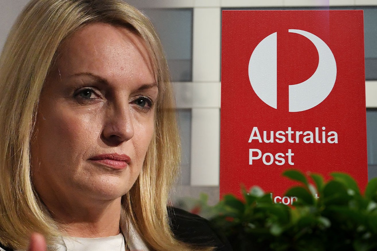 Australia Post boss Christine Holgate has lost the support of both the PM and the Opposition Leader.