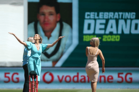 Dean Jones honoured, but not by Aussies’ batting