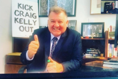 Pete Evans finds a friend in Craig Kelly