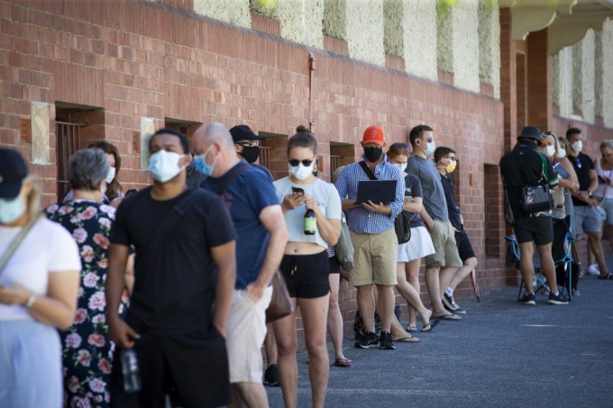 Victoria reports new hotel worker coronavirus case