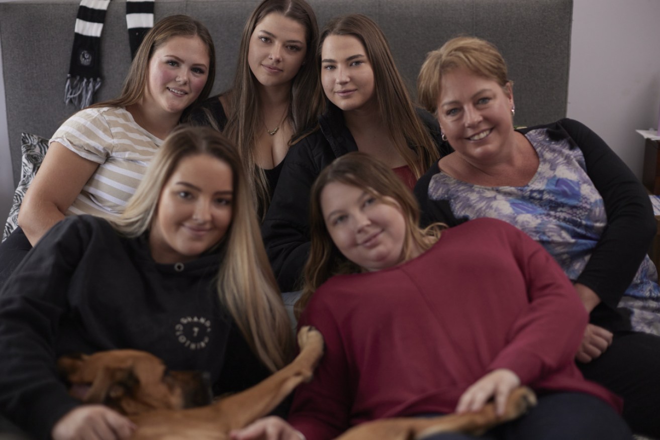 Jodie Jeeves, pictured with her five daughters, has taken over from her late husband Shane as an ambassador for kidney health. 