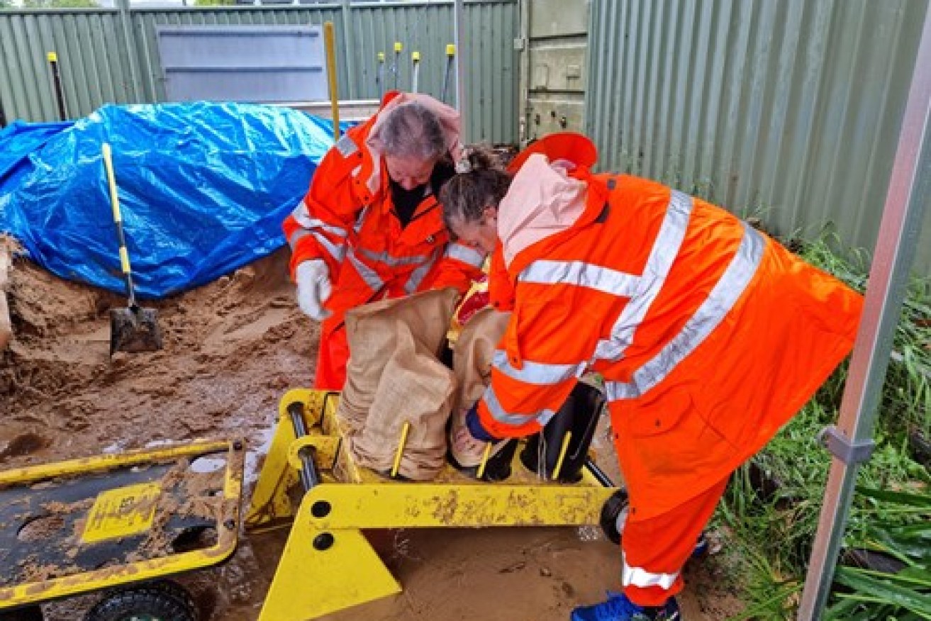 SES volunteers preparing sandbags at Lake Macquarie. <i>Picture: SES</i>