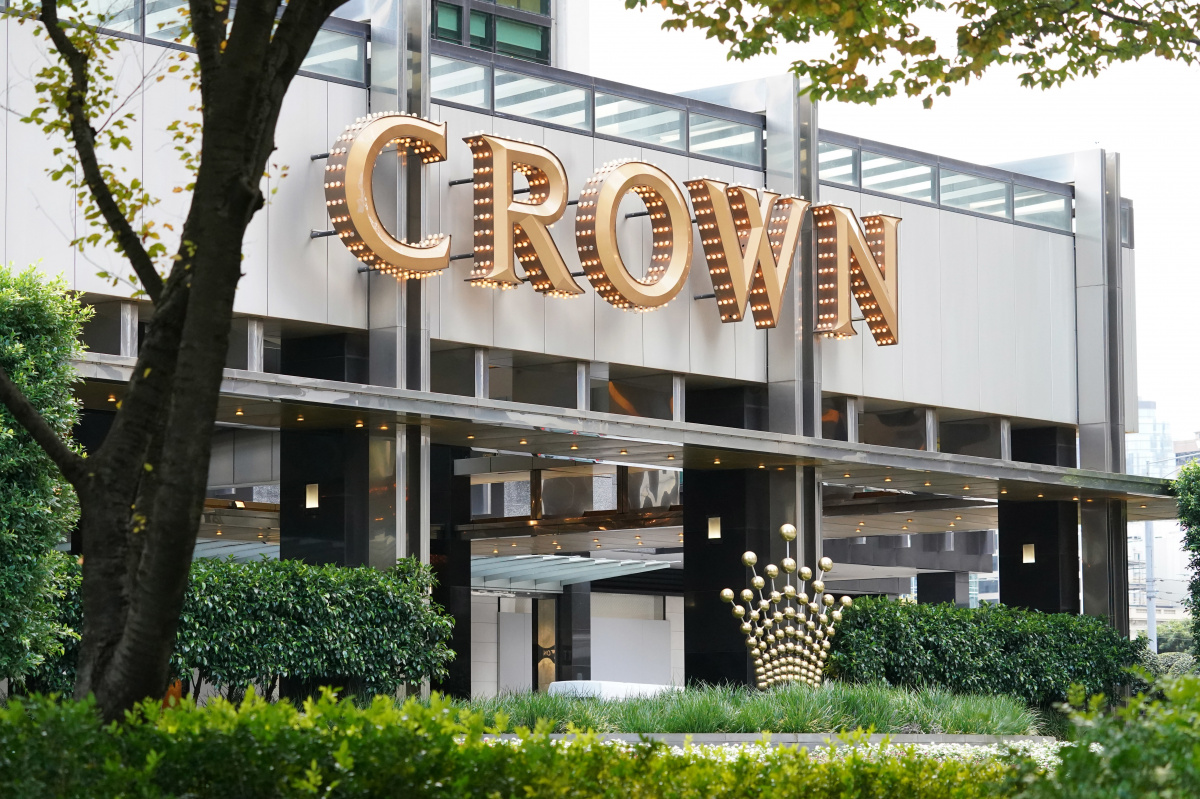 Crown Resorts allowed to keep Melbourne casino licence despite 'illegal,  dishonest' conduct, Crown Resorts