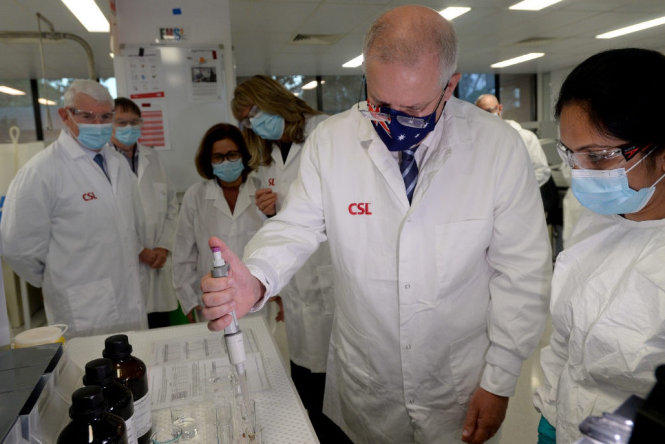 The PM meets CSL staff working on the COVID vaccine at the company's facility in Melbourne.