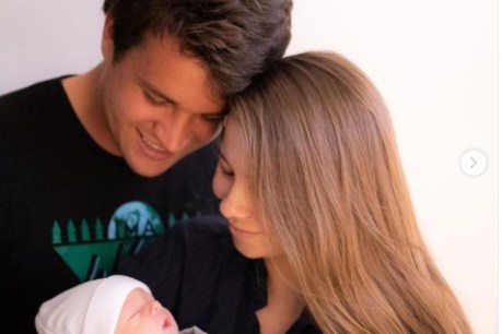 Bindi Irwin gives birth to little &#8216;Warrior&#8217; baby with husband Chandler Powell