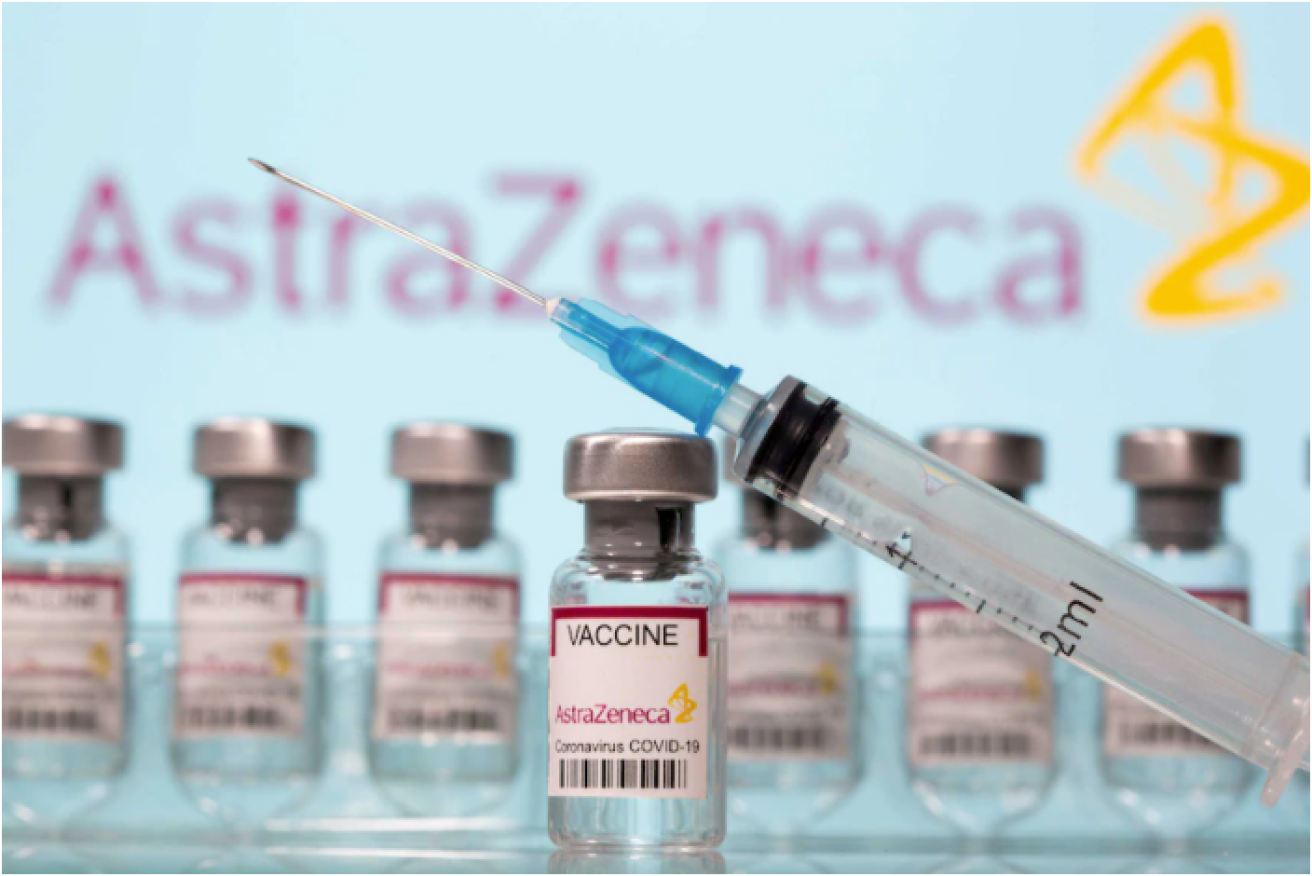 The government should rethink its recommendations around AstraZeneca, in order to build protection against the Delta strain.