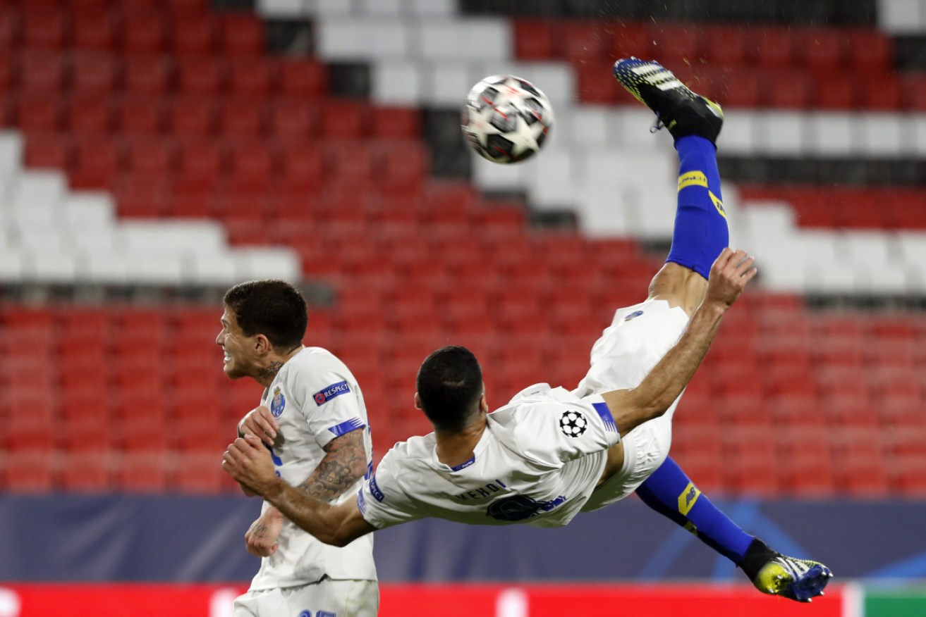 Porto's Mehdi Taremi scores a spectacular consolation goal against Chelsea.