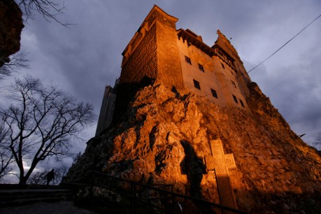 The ‘real Dracula Castle’ lures visitors with COVID-19 jabs