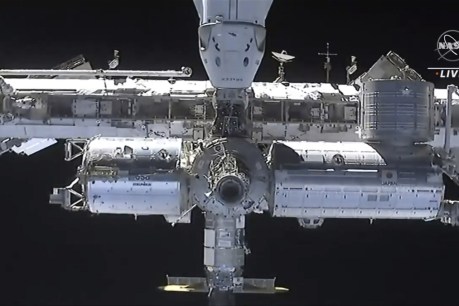 Water system breaks at Space Station
