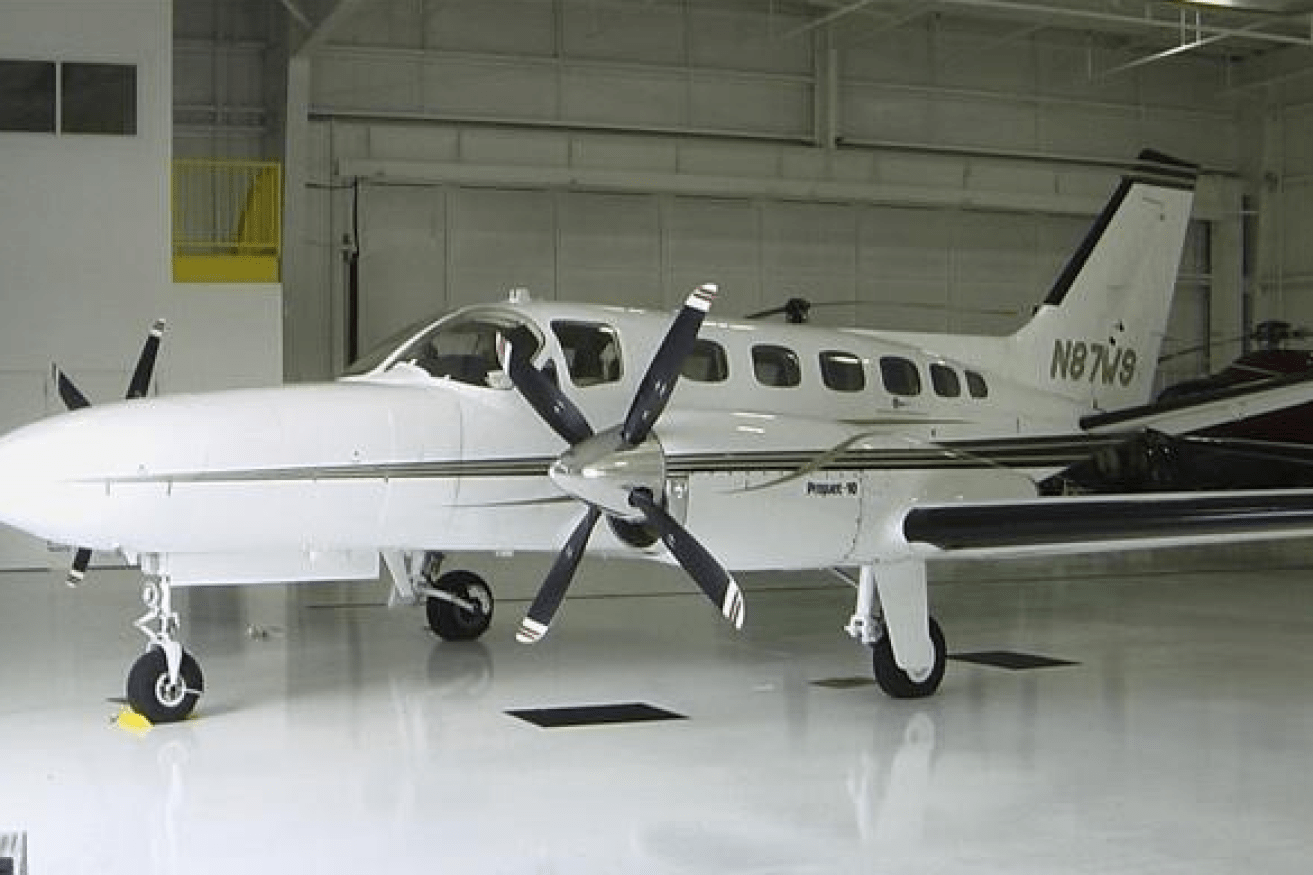A Cessna Conquest identical to the one with ten passengers that glided to a safe landing on a WA highway.