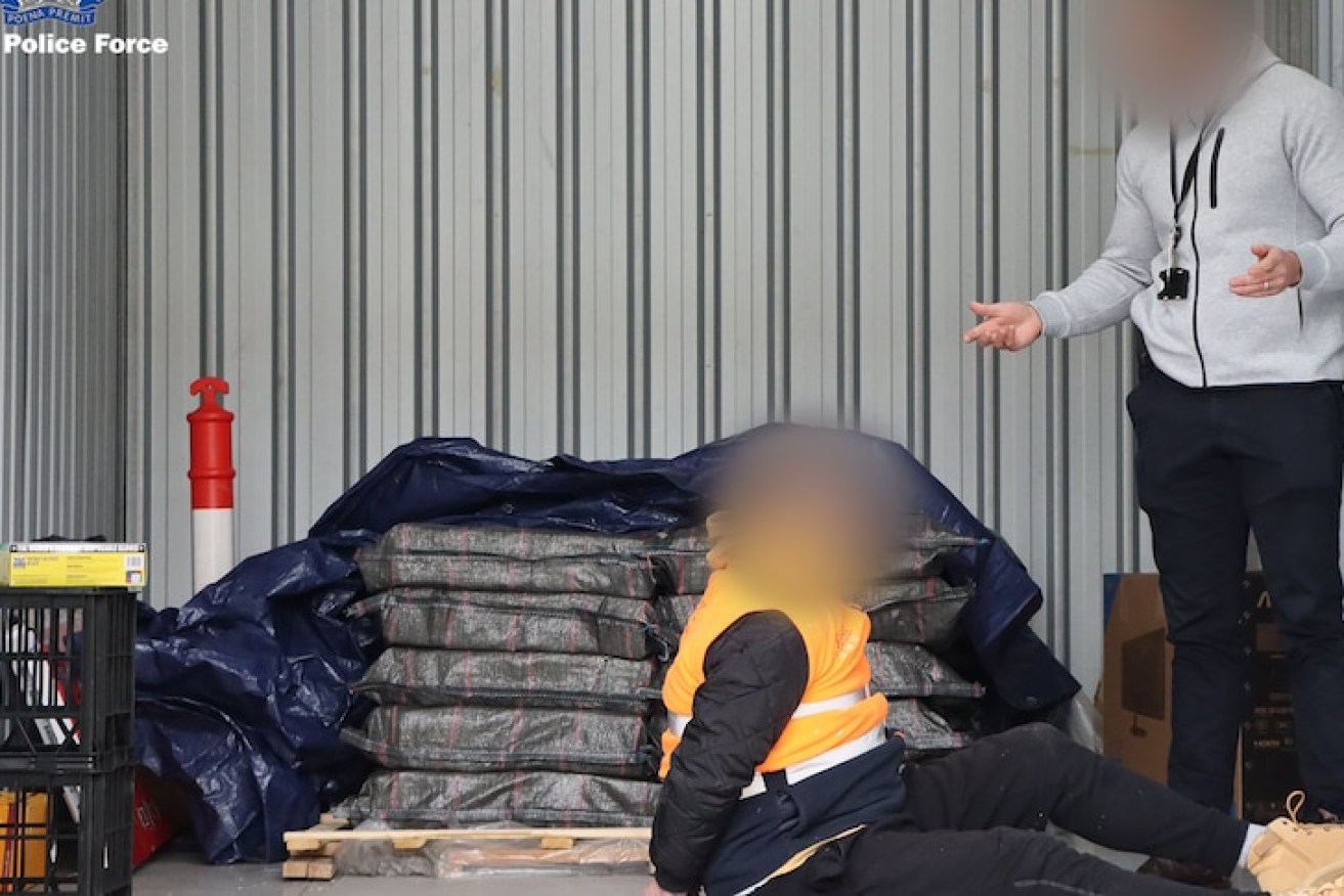 Three men have been arrested over an alleged plot to import three tonnes of cocaine.