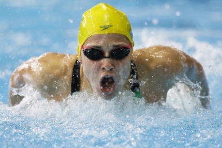 Swimmer quits, with blast for 'misogynistic perverts'