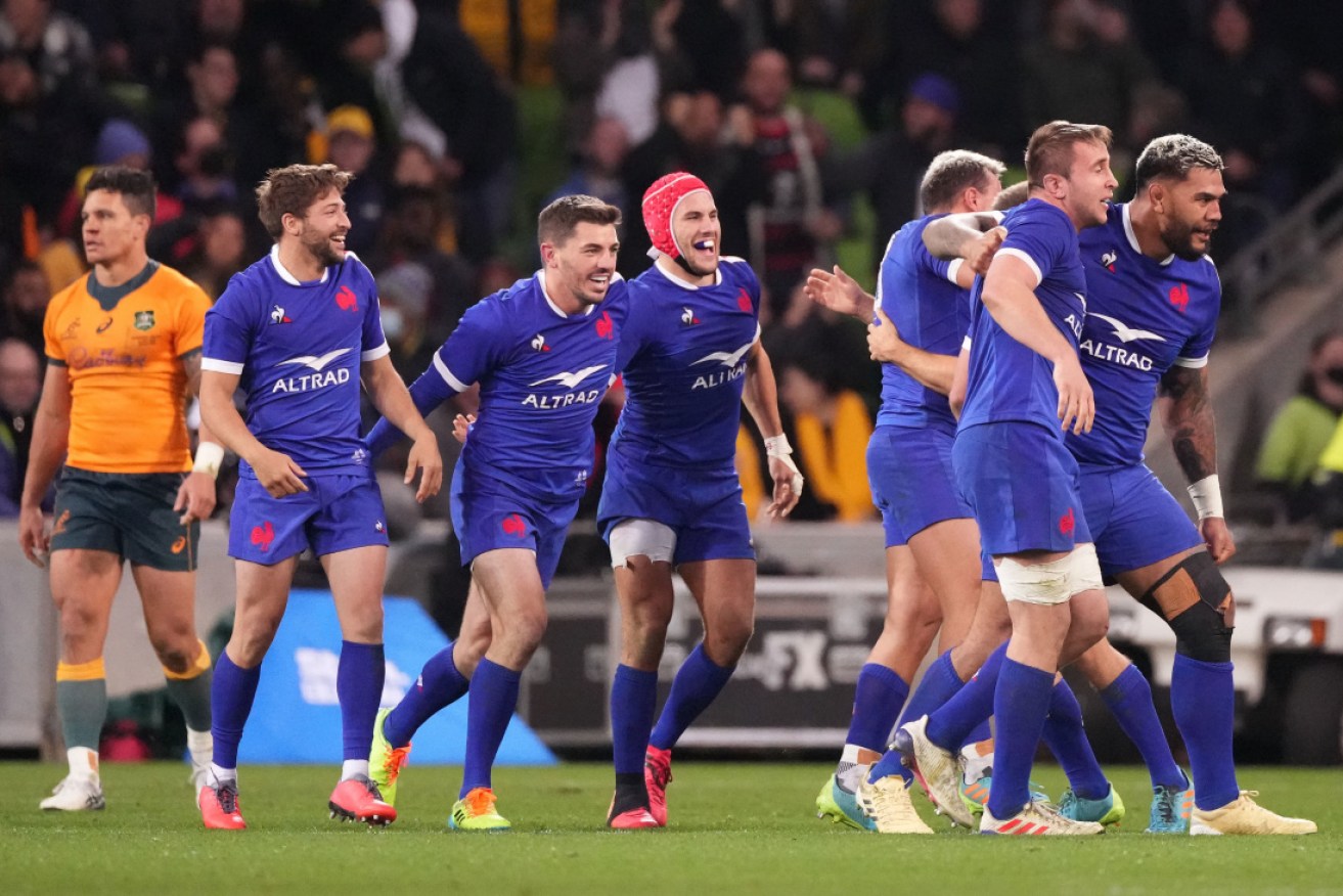 France has levelled the Test series with the Wallabies after a thrilling 28-26 win in Melbourne.