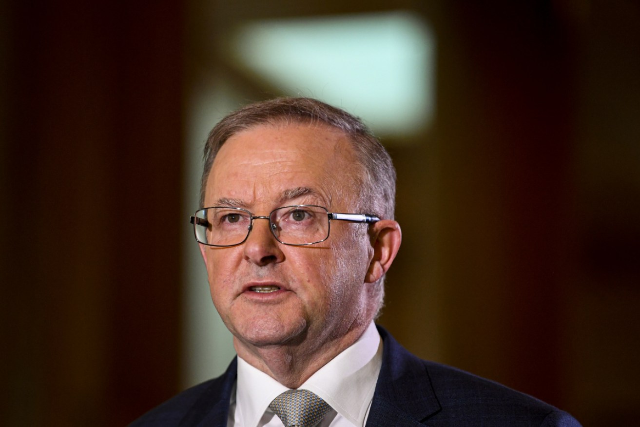 Anthony Albanese said people were anxious and worried about increasing cases and needed national leadership from the prime minister. 