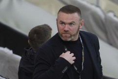 Wayne Rooney apologises after pics surface