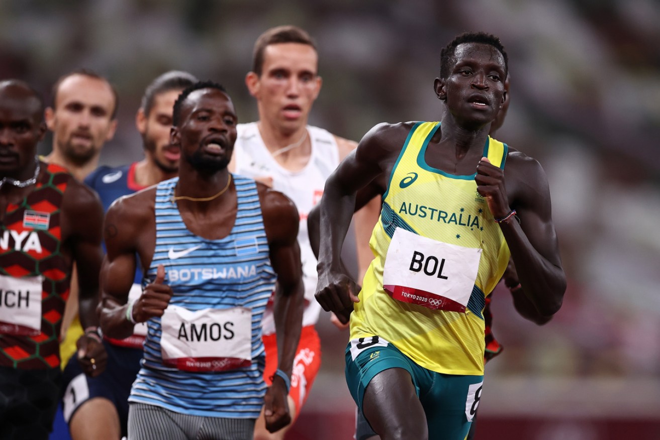 Peter Bol leads the way in the 800m final on Wednesday night.