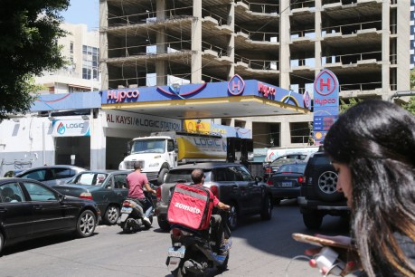 Fuel subsidy row erupts in Lebanon financial crisis