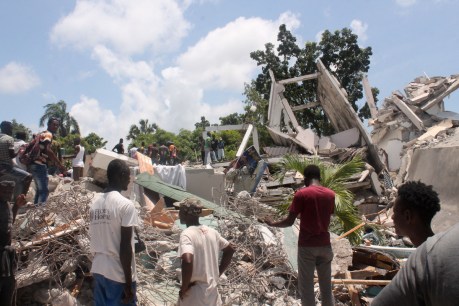 Haiti earthquake toll nears 1300